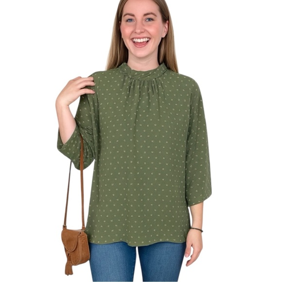 Army Green High Neck Blouse Size Large Dobby Dot 3/4 Sleeve Boho Top - Picture 1 of 7